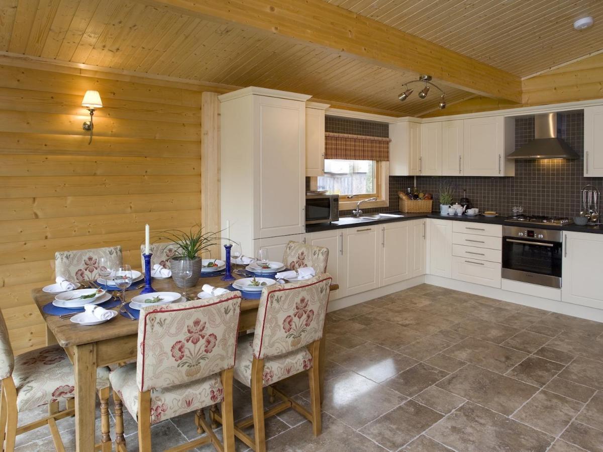 Cherbridge Lodges - Riverside Lodges, Short Lets Оксфорд Екстер'єр фото
